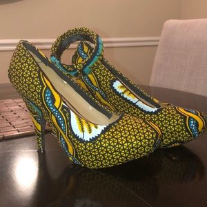 Women’s platform pump